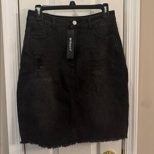 NWT Allegra K Black Denim Skirt with Frayed Hem size small